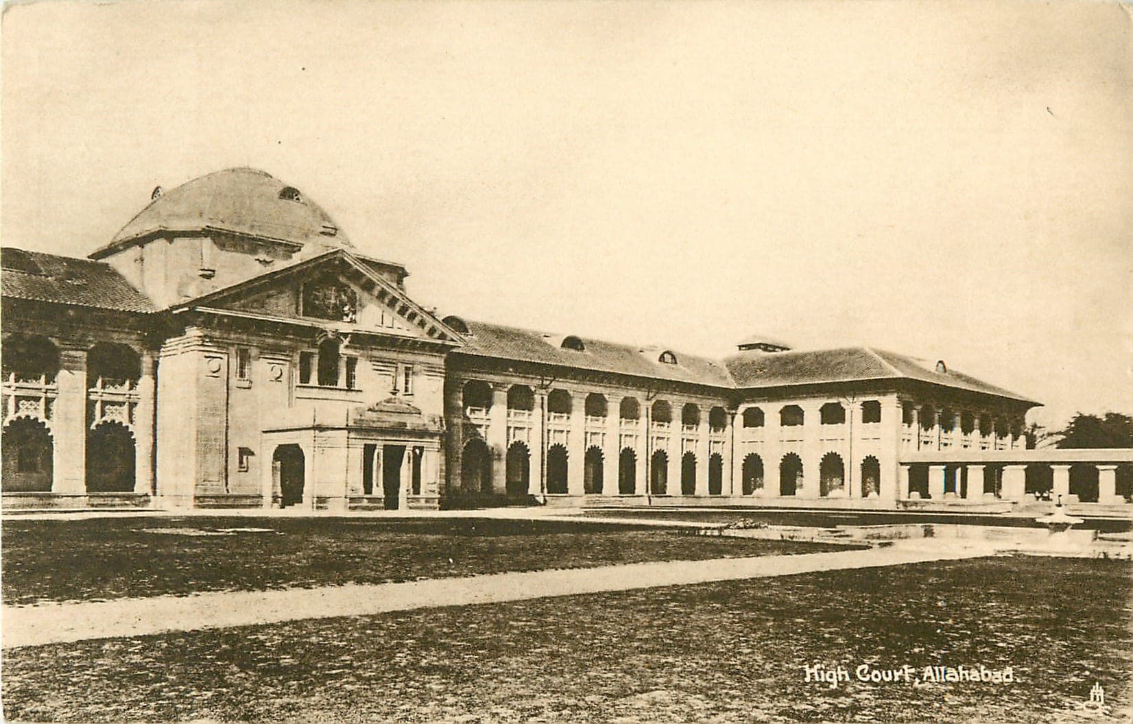 Postcard of the High Court at Allahabad, early twentieth century
