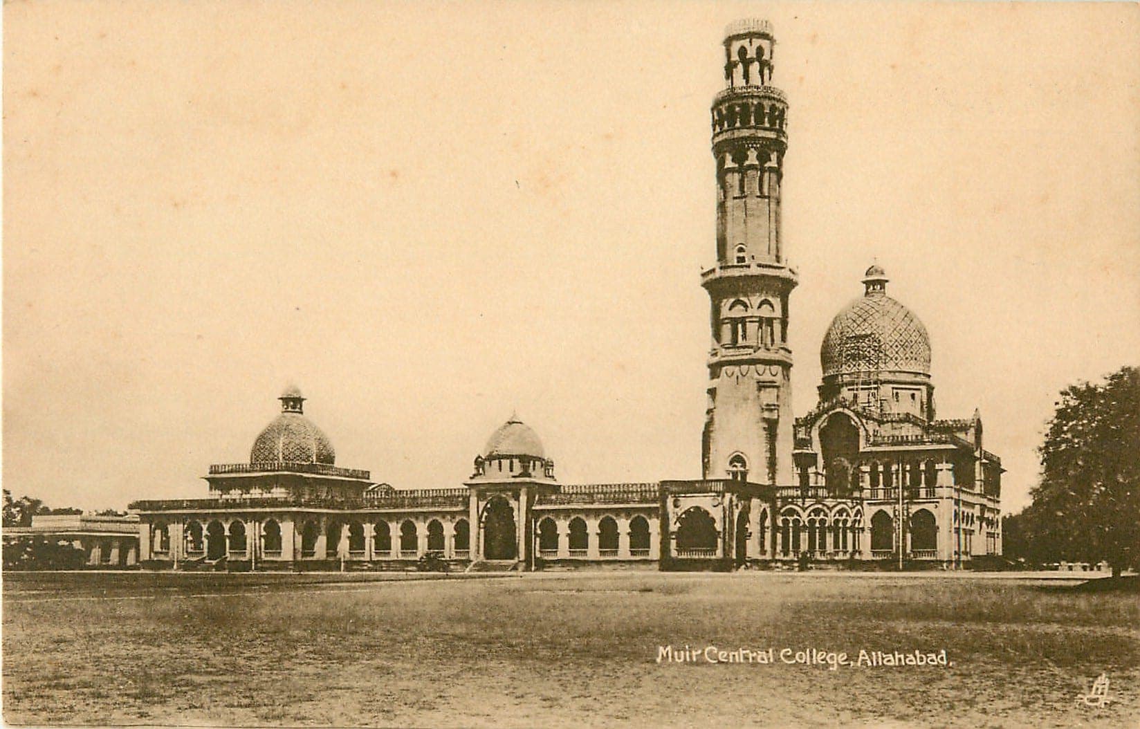 Postcard of Muir Central College, Allahabad
